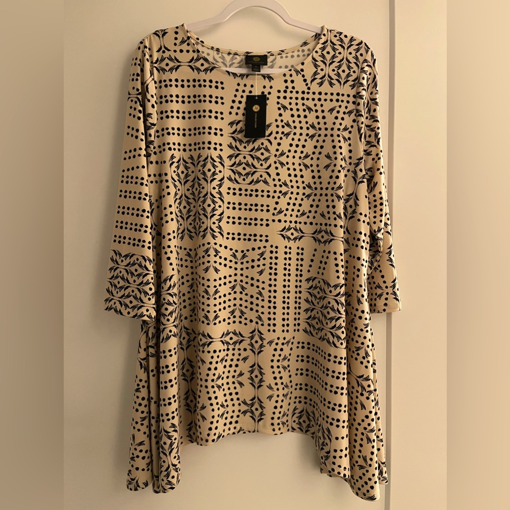 JM collection women’s business casual top.
